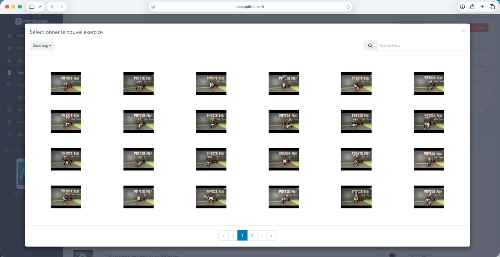 Interface Optitrainer — sélection d'un exercice de rééducation dans la bibliothèque vidéo pour construire un programme de réathlétisation progressif.